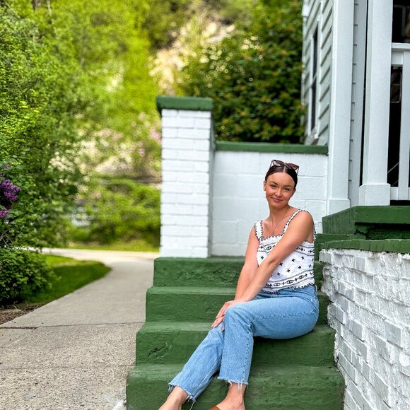 Meet your Posher, Jordan - Picture 2 of 7